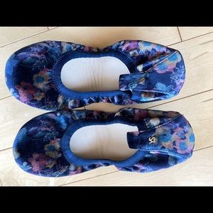 Yosi Samra ballet flats size 8